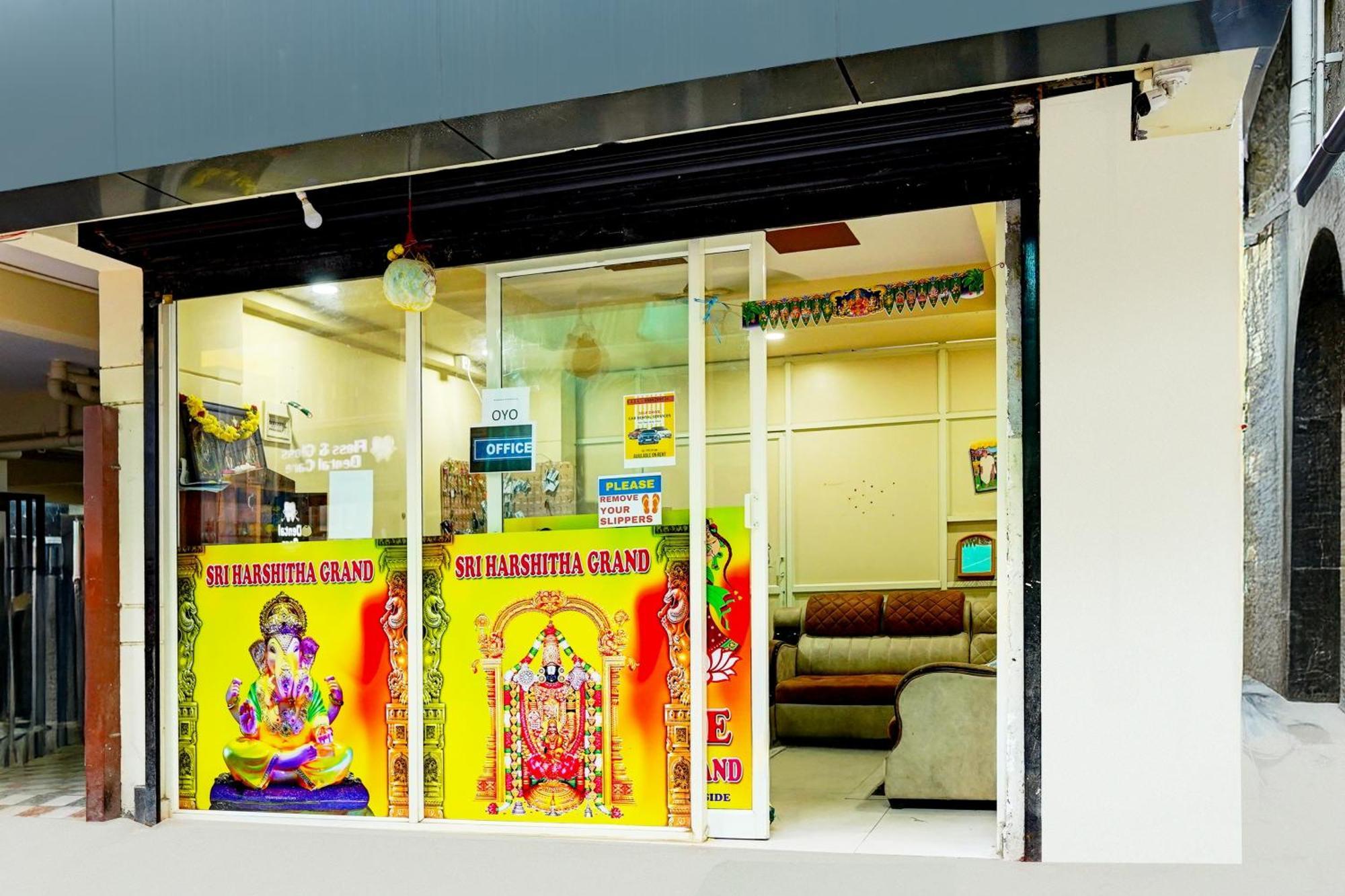 Super Hotel O Sri Vishnu Prime Opposite The Studio Salon, Kundalhalli Gate Bangalore Exterior photo